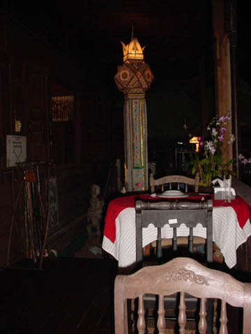 42_AntiqueHouseRest2